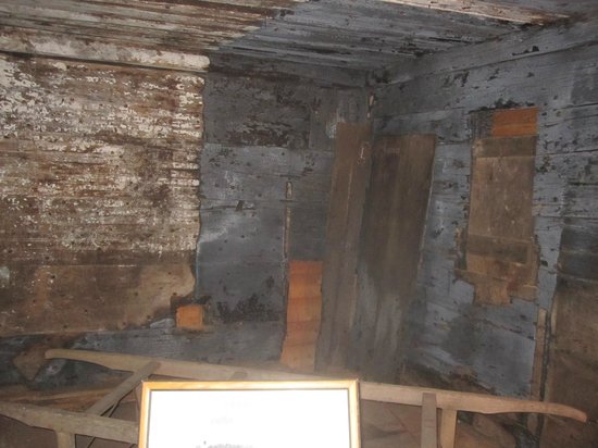 Barnstable House